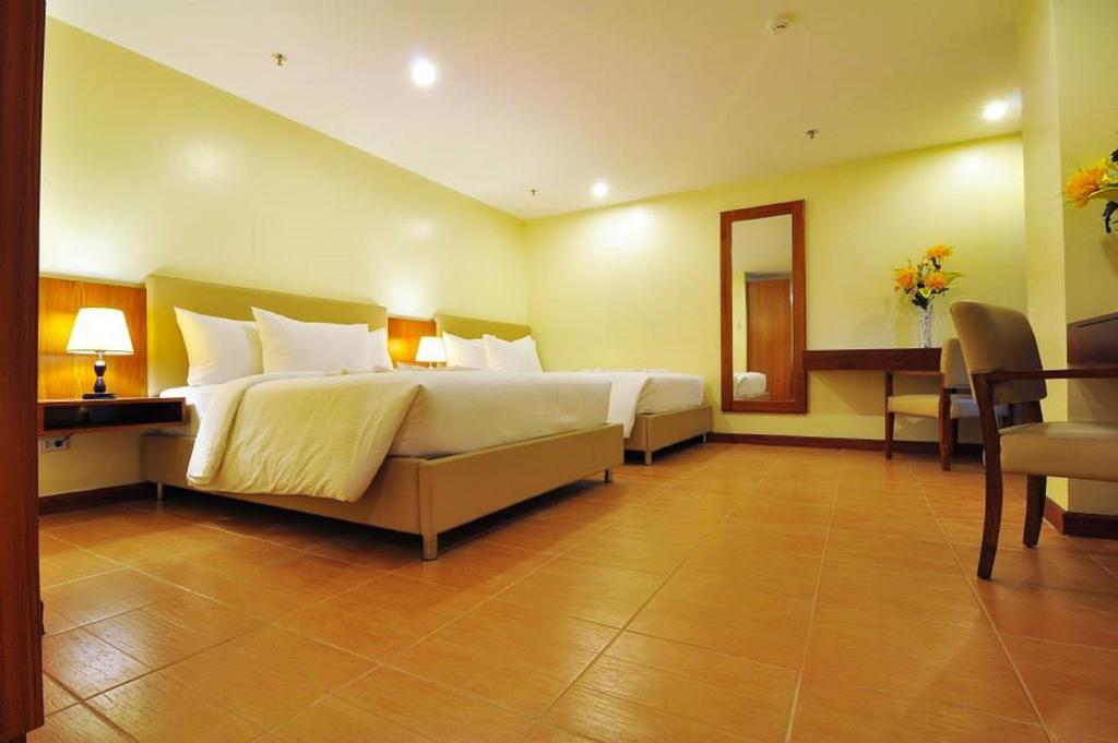The Well Hotel Cebu Exterior photo