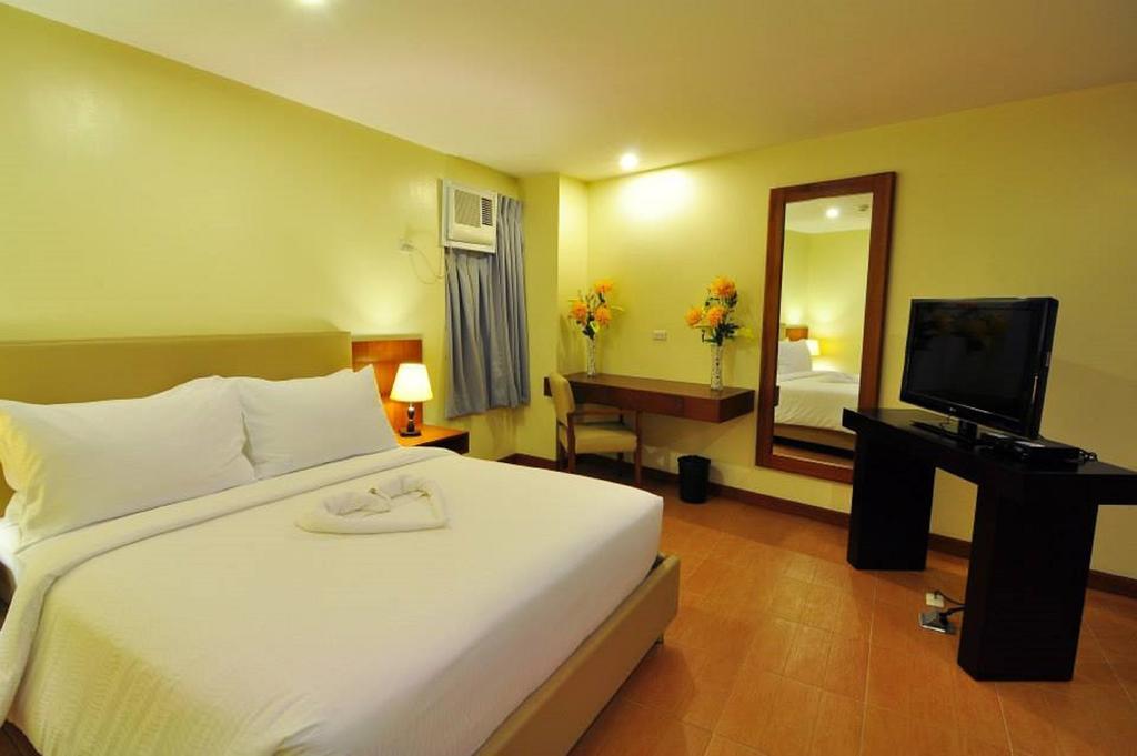 The Well Hotel Cebu Exterior photo