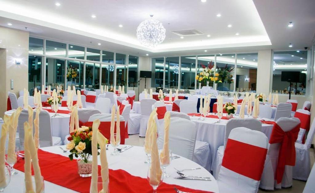 The Well Hotel Cebu Exterior photo