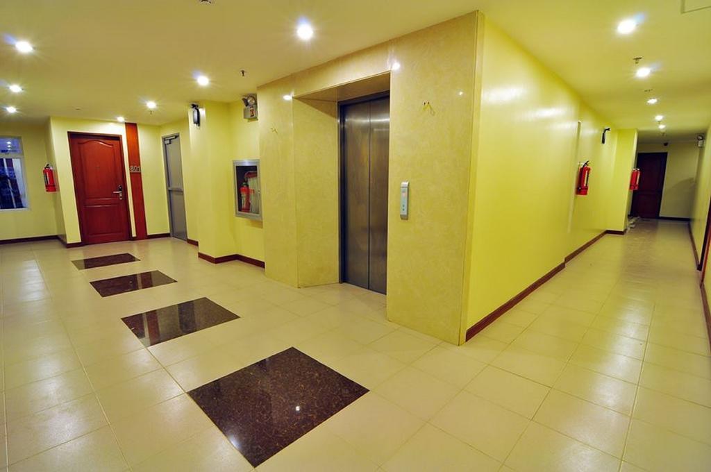 The Well Hotel Cebu Exterior photo