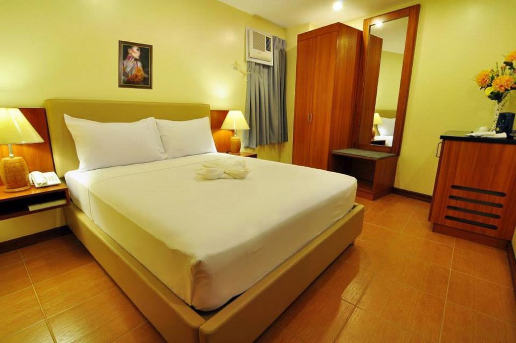 The Well Hotel Cebu Exterior photo