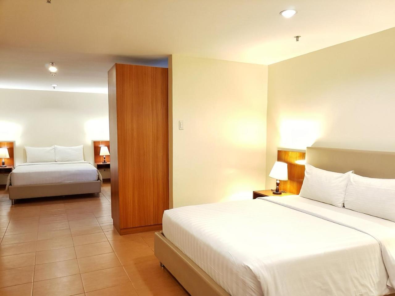 The Well Hotel Cebu Exterior photo